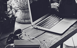 九游体育在线-英超球队季中高强度赛程负荷与表现关系研究，英超比赛分析