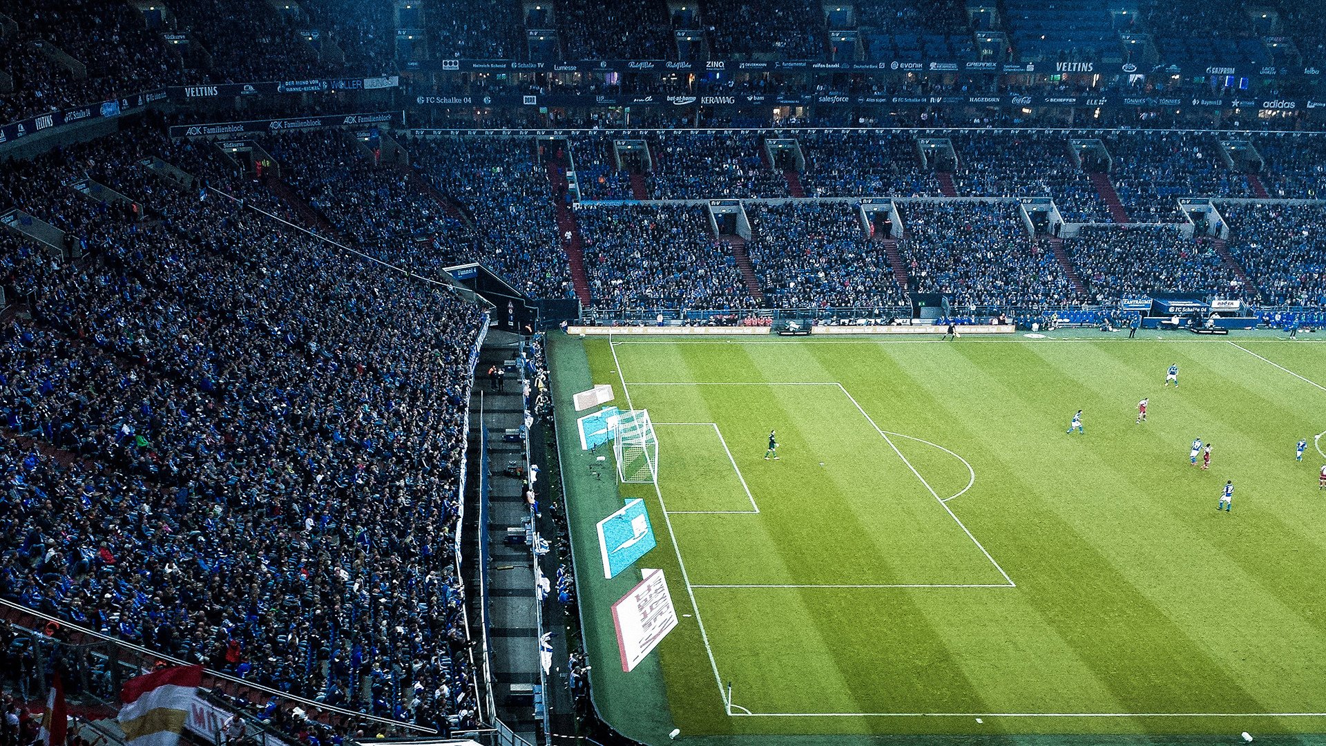 攻守转换速度快,形成高效反击体系,攻守转化