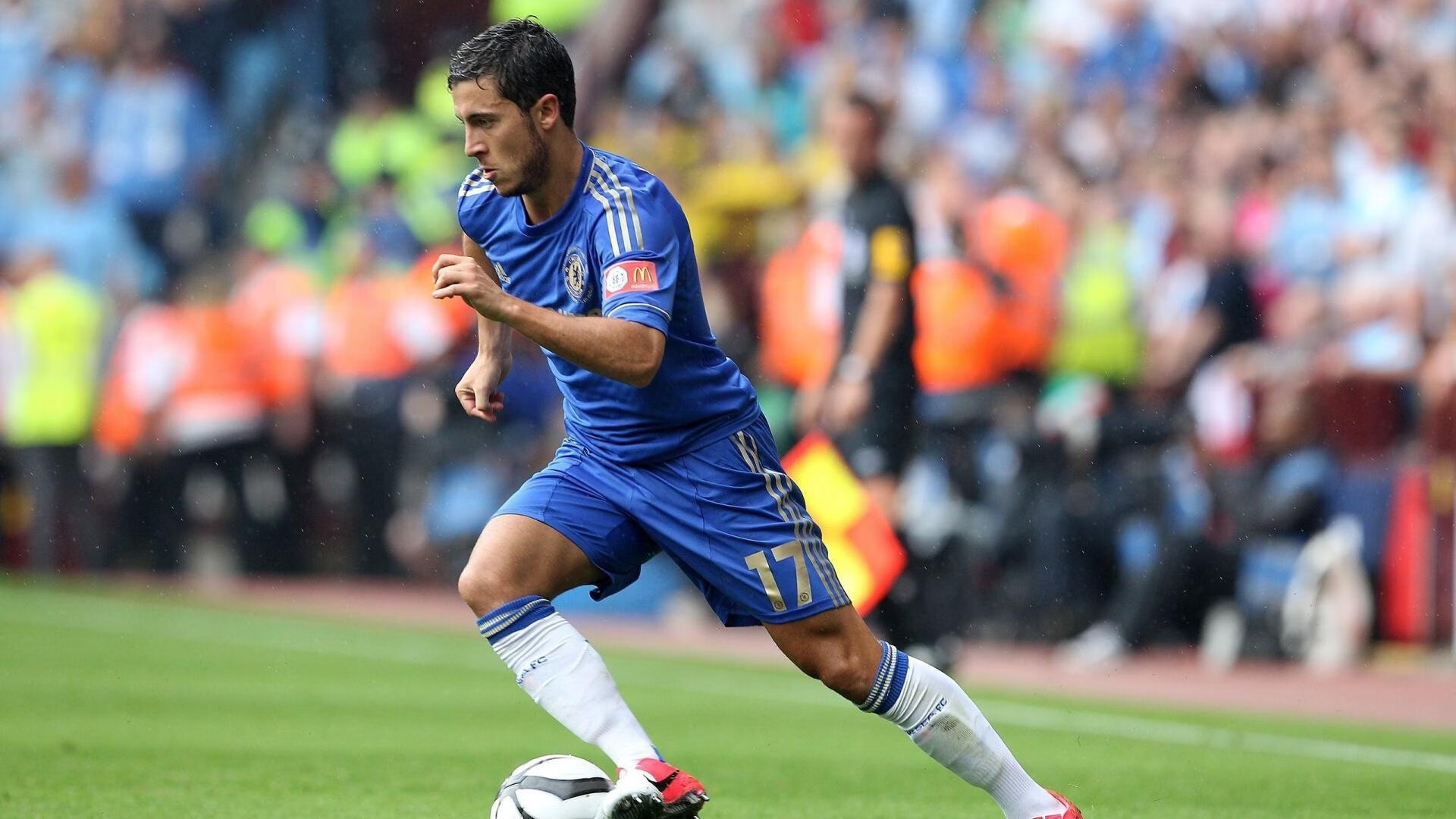 九游乐鱼电竞-西甲球队构建冲刺区块密度图优化边路推进效率